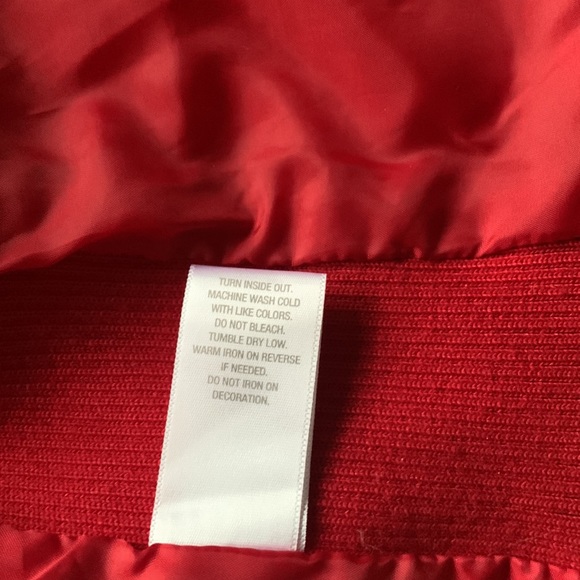 Vest - Picture 6 of 7